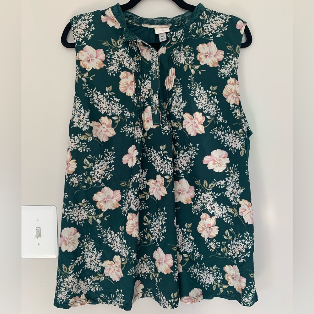 Green Floral Blouse NWOT